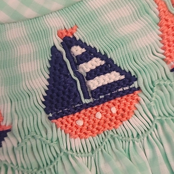 Shrimp & Grits Sailboat Bubble - Picture 2 of 2